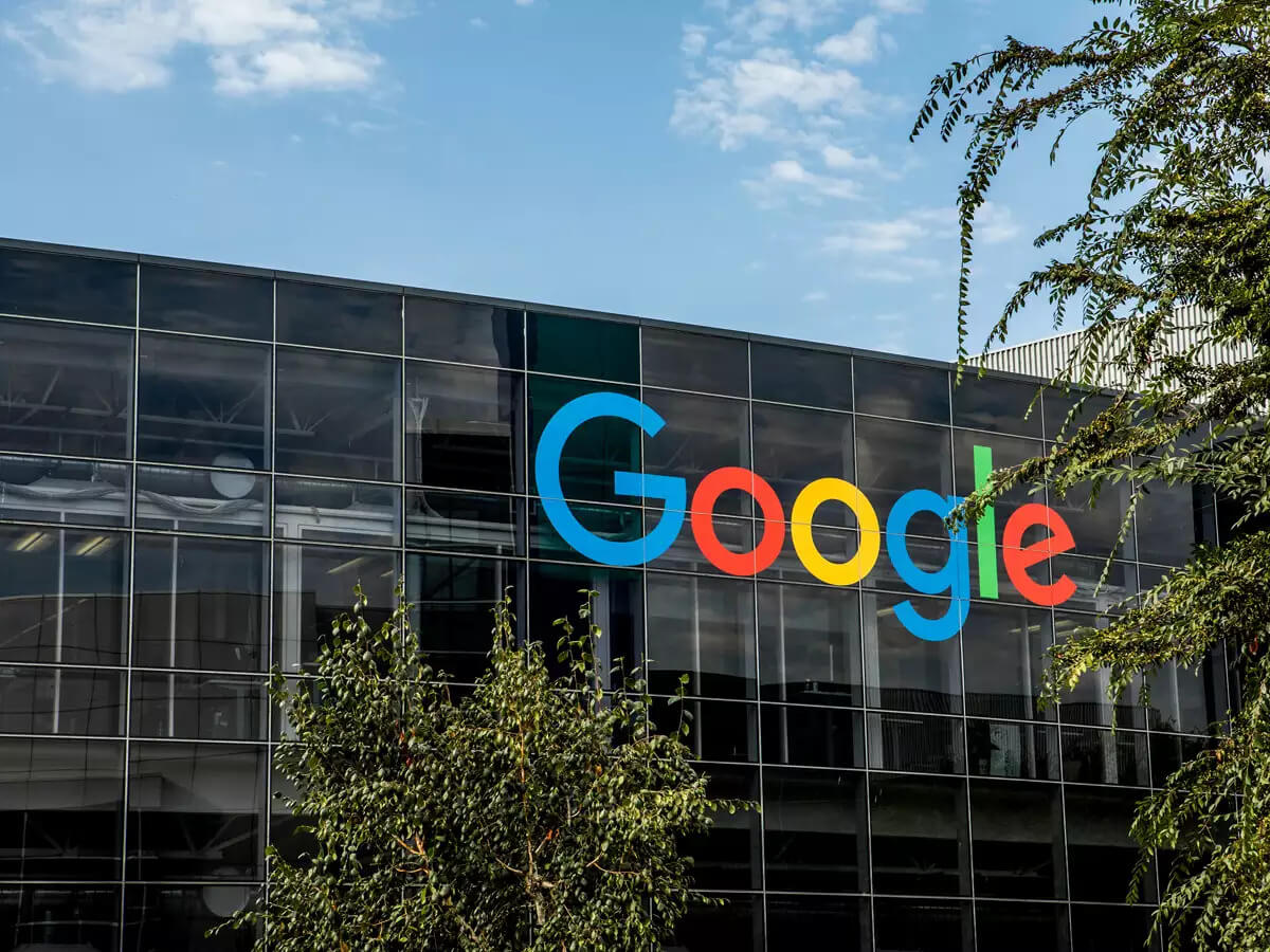 A new has surfaced which states that Google has made significant progress in its effort to develop its own data center chips.